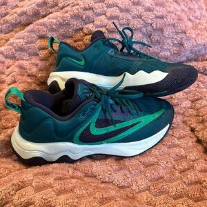 Women’s Nike basketball shoes